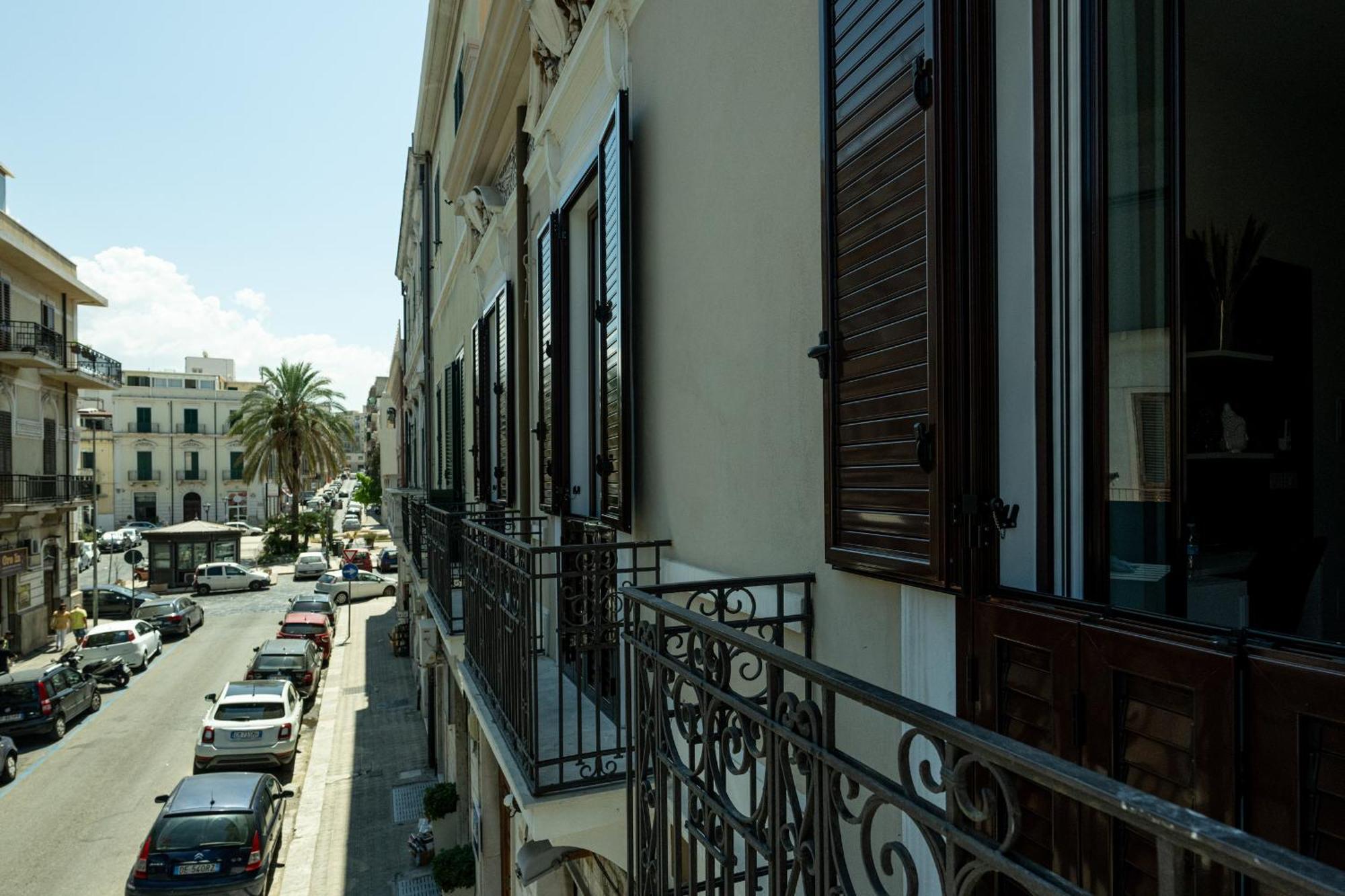 The Dome Guest House Reggio Calabria Esterno foto